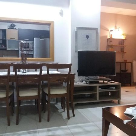 Museum Apartment Волос Екстериор снимка