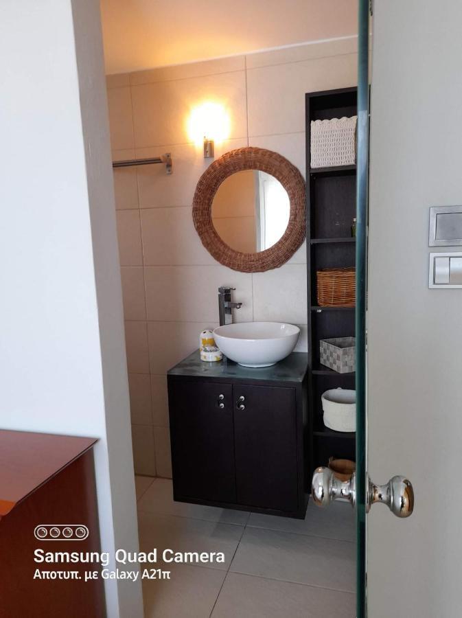 Museum Apartment Волос Екстериор снимка