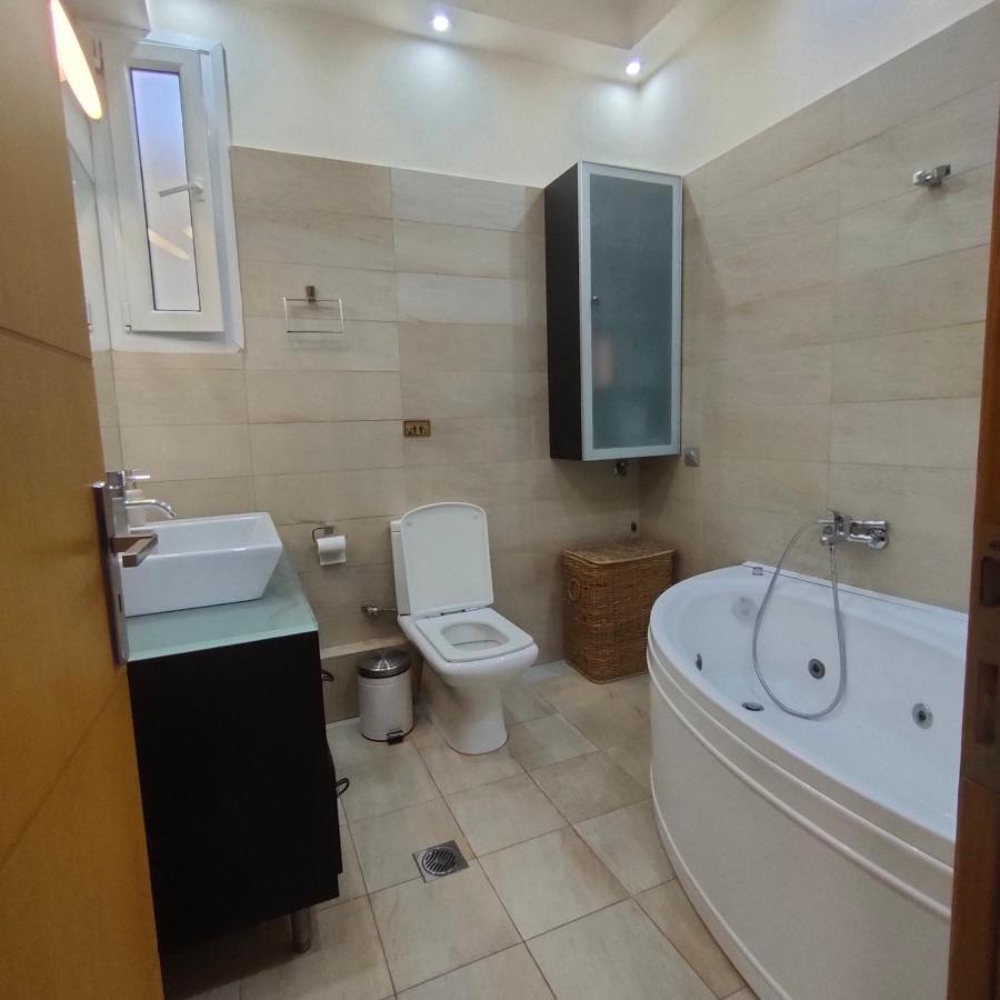 Museum Apartment Волос Екстериор снимка